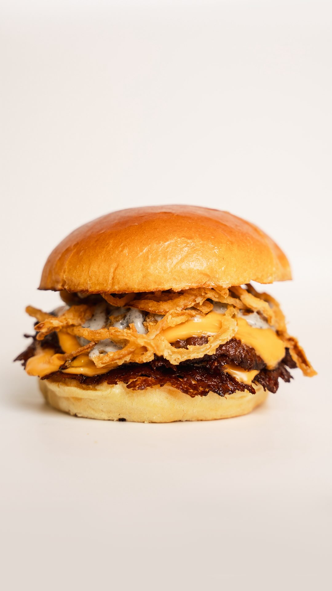 Want something more refined?

Try our truffle sauce on your next burger for a unique taste experience.

#truffleburger #burgerparis #junkburger #junkfood